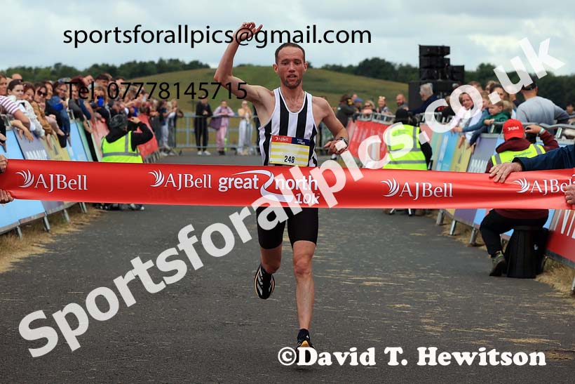 The 2024 Great North 10k Road Race, Newcastle.  Photo: David T. Hewitson/Sports for All Pics